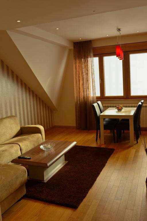 Klub Satelit Zlatibor Bed and Breakfast Exteriör bild
