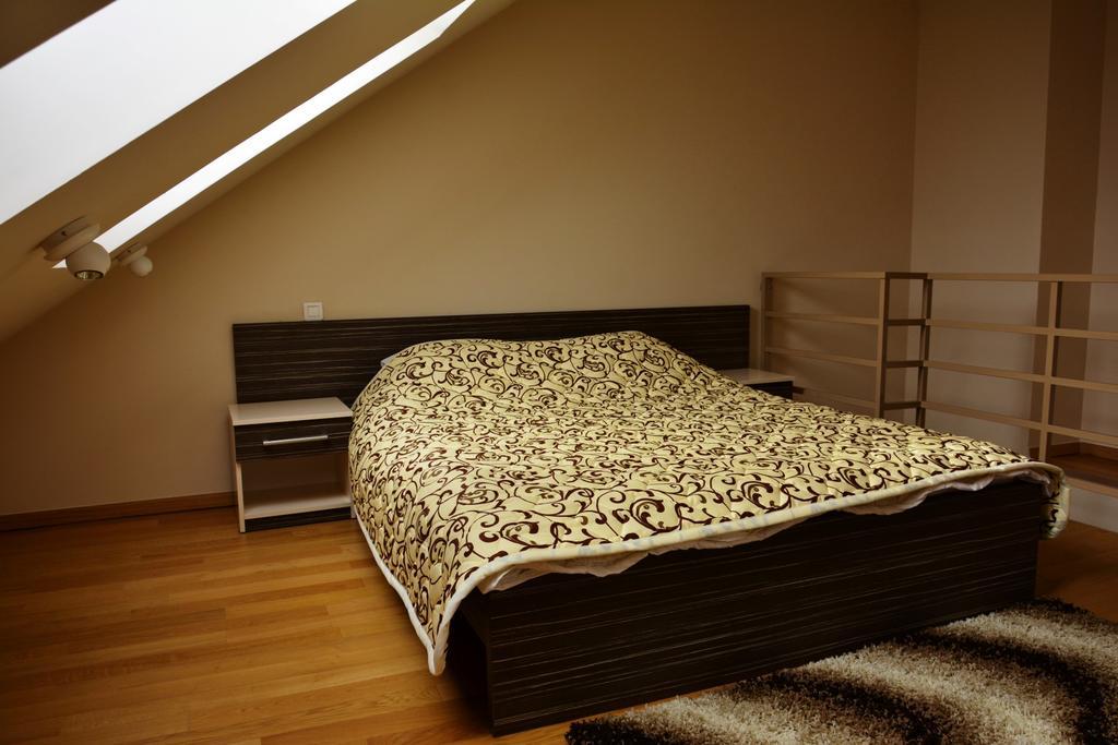 Klub Satelit Zlatibor Bed and Breakfast Exteriör bild