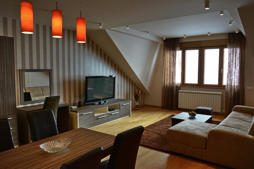 Klub Satelit Zlatibor Bed and Breakfast Exteriör bild