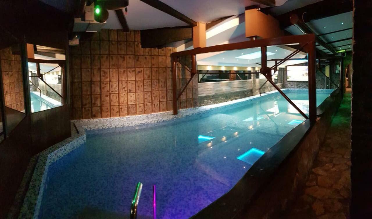 Klub Satelit Zlatibor Bed and Breakfast Exteriör bild